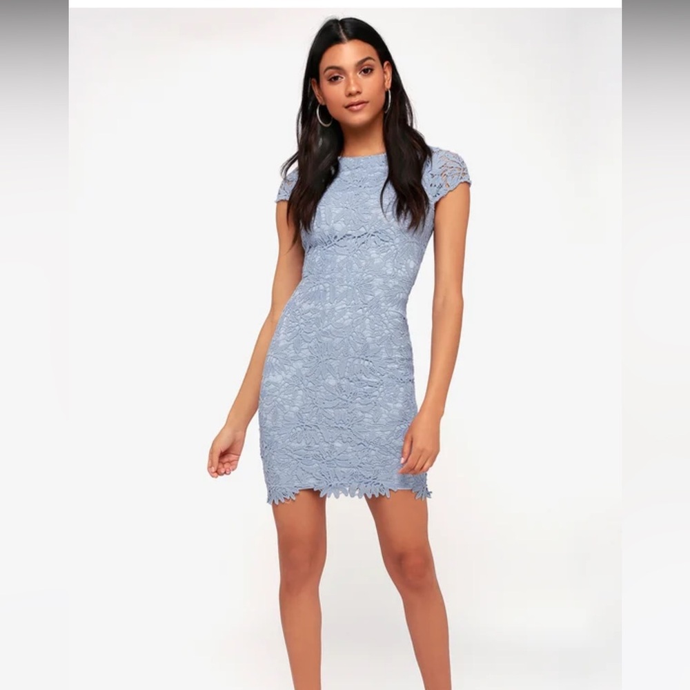 Lulus Lace Right shear, Right Now bodycon dress-NWT